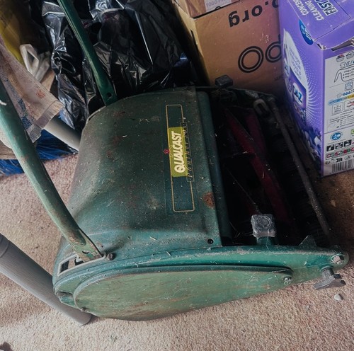 Qualcast panther 380 - qualcast,