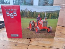 Universal Hobbies Valmet 565