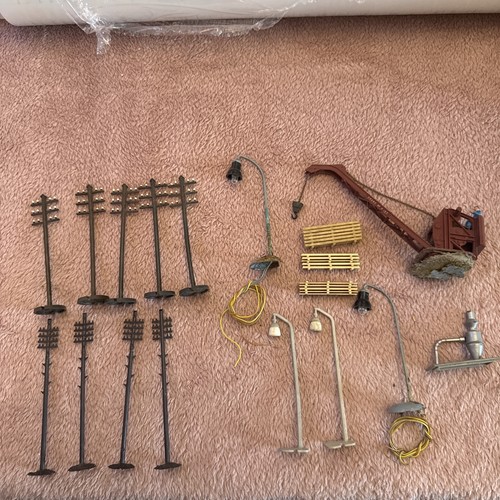 Vintage train accessories - vintage,