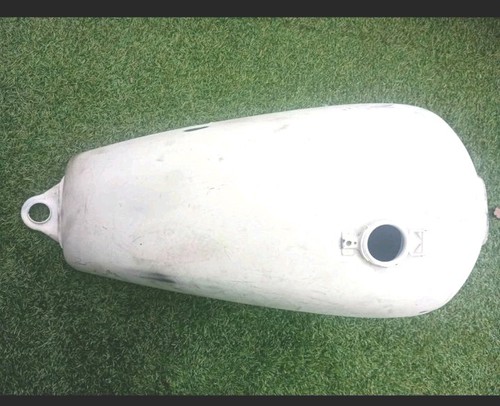 Classic yamaha fuel tank - ,