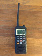 Standard Horizon HX851