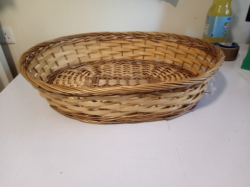 Oval flat low shallow - , wicker