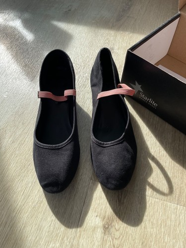 Cuban heel character shoes - heel,