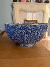 Large  9.5” white Blue