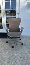 Herman Miller Mirra Butterfly