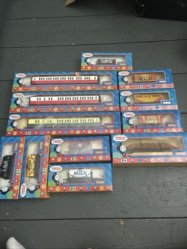 Hornby thomas friends wagons - thomas,