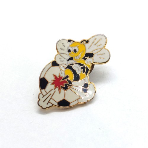 Vintage bumble bee - vintage,