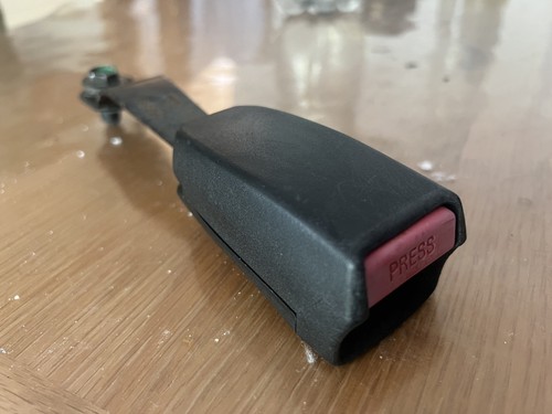 Honda civic seat belt buckle - honda,