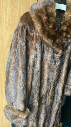 Beautiful ranch mink - beautiful, coat