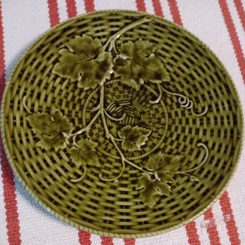 Majolica sarreguemines plate - majolica,