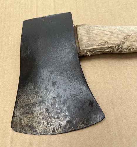 Vintage axe brades 1561 - vintage,
