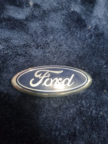 Ford fiesta back brand badge - ford,