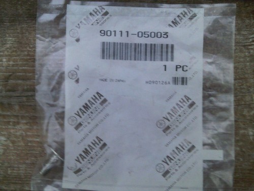 Yamaha fairing fastener - yamaha,