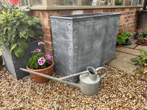 Galvanised tanks - -,