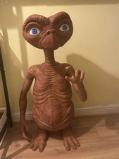 E.T  life size,  Extra