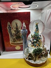 DISNEY STORE EXC. Tinkerbell Lights Music Christmas Snow Globe Castle Lights