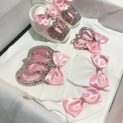 Newborn baby clothes - newborn, girl