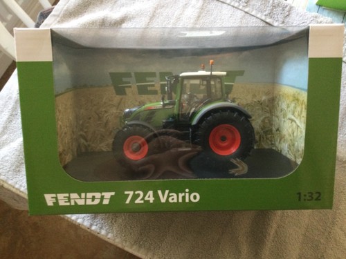 Universal hobbies fendt 724 - universal,