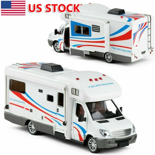 Luxury motorhome camper - 1:32,
