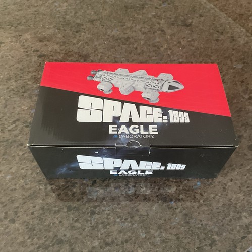 Space 1999 eagle - space,