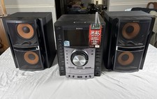 Sony HCD-LCD7Di Hi-Fi Stereo System w/ SS-LCD7Di Speakers 7” LCD iPod Dock 360W