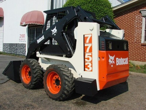 Bobcat 7753 skid steer loader - skid,