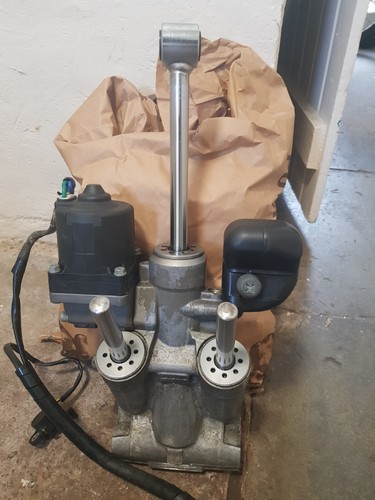 Power trim tilt unit 90hp - tilt,