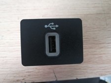 Ford Puma Focus USB Hub SYNC 3
