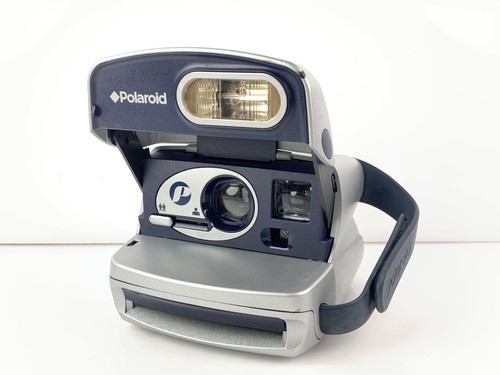 Polaroid 600 series instant - p,