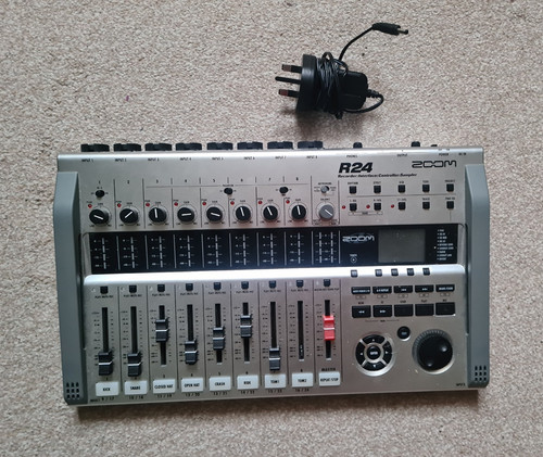 Zoom r24 channel digital - zoom,