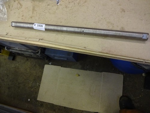 Lathe between centres - , boring