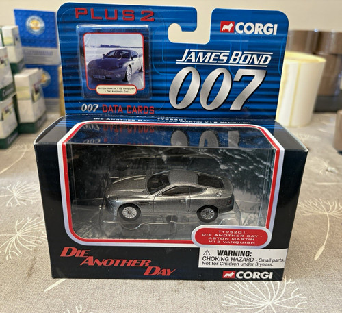 Corgi james bond 007 aston - 007,