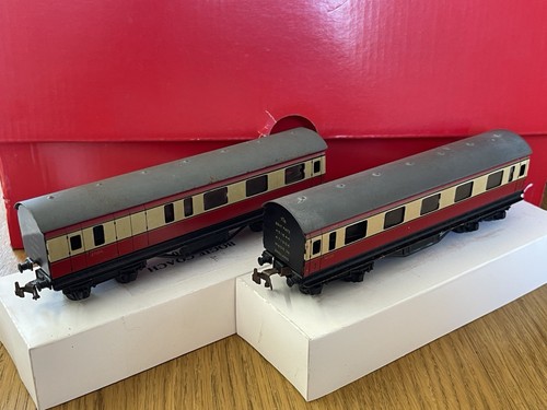Trix ttr crimson and cream - and,