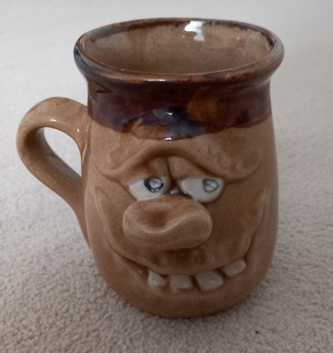 Vintage pretty ugly - vintage, pottery