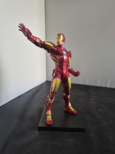 Kotobukiya iron man statue - iron,