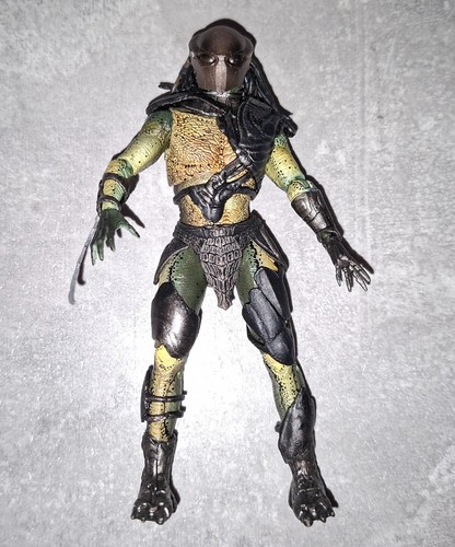 Hiya toys falconer predator - hiya,