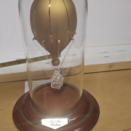 Hot air balloon figurine - air,