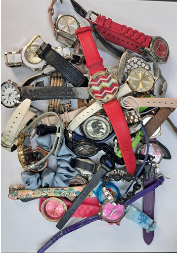 Job lot ladies watches 950g - lot,