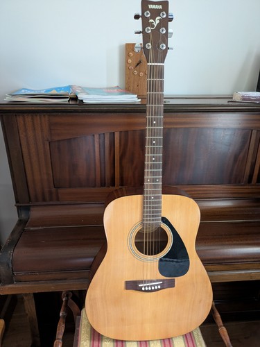 Yamaha f310 acoustic guitar - f310,