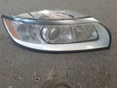 2009 volvo s40 headlight - d/s,