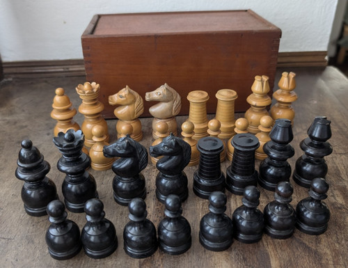 Antique continental chess - continental, set