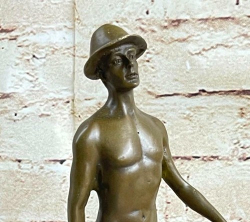 Bronze sculpture statue signed - bronze,