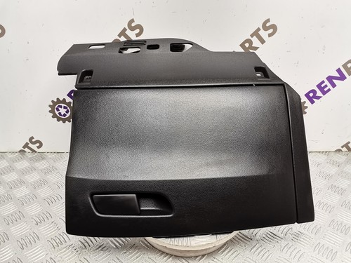 Audi glove box storage - glove,