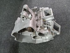 SUZUKI RGV250 VJ23 crankcases  Crank Case Rgv 250