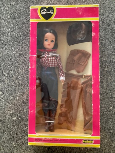 Vintage 1982 pedigree - vintage,