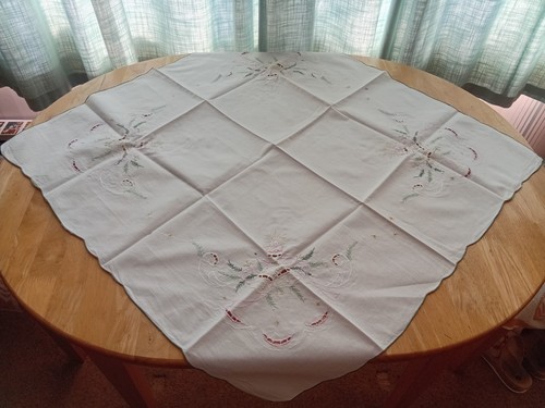Vintage embroidered white - embroidered,