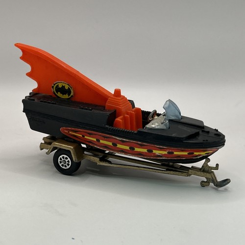 1976 batman corgi 107 batboat - 107,
