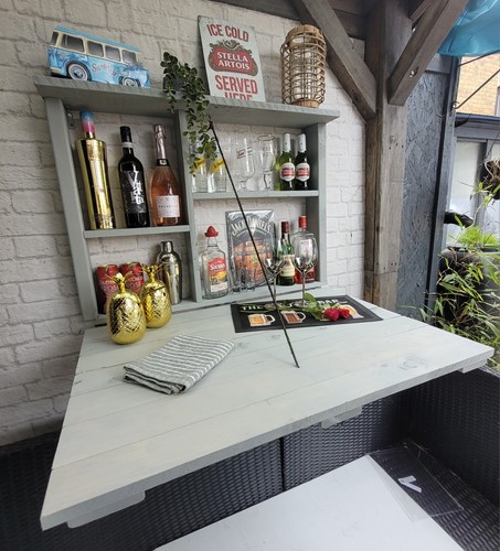 Garden wall bar party - wall,