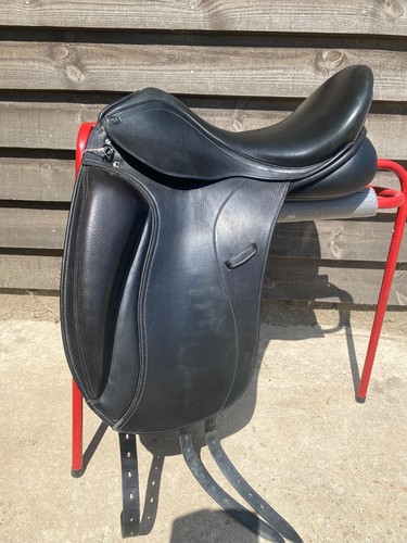 Pdsgrande dressage saddle - saddle, 17"