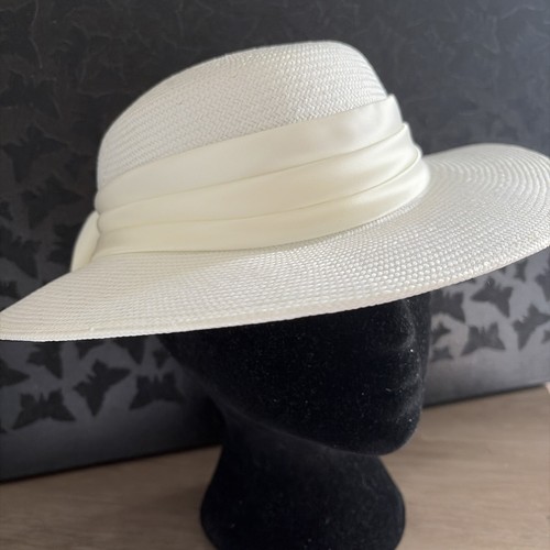 Vintage white hat - vintage,